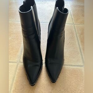 Michael kors stud boot